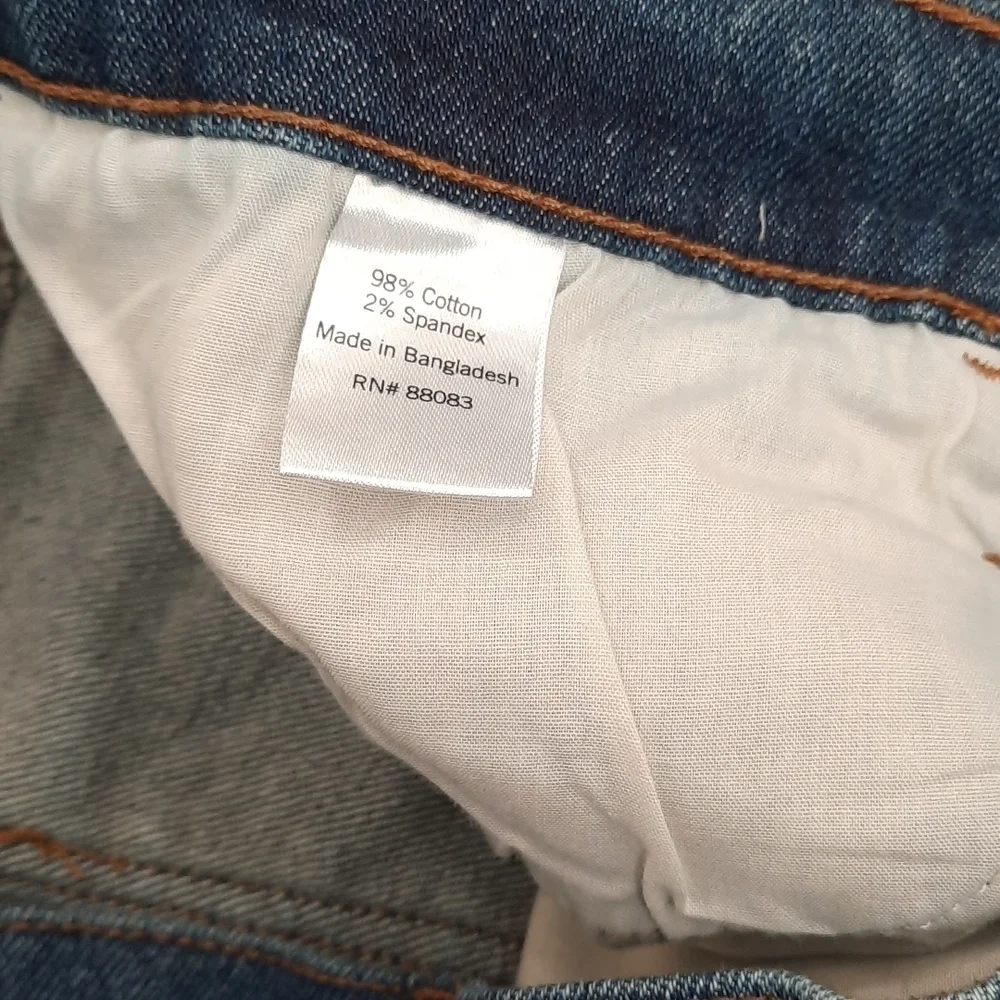 SO Vintage Stretch Hi Rise Distressed Jean Shorts - Picture 4 of 4